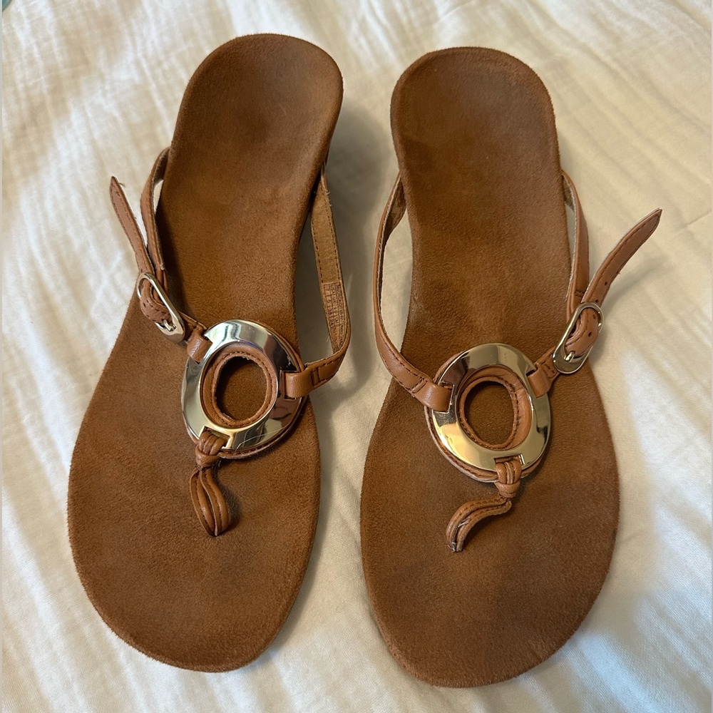 Vionic Size 7 Brown Wedge Slide Thing Sandals